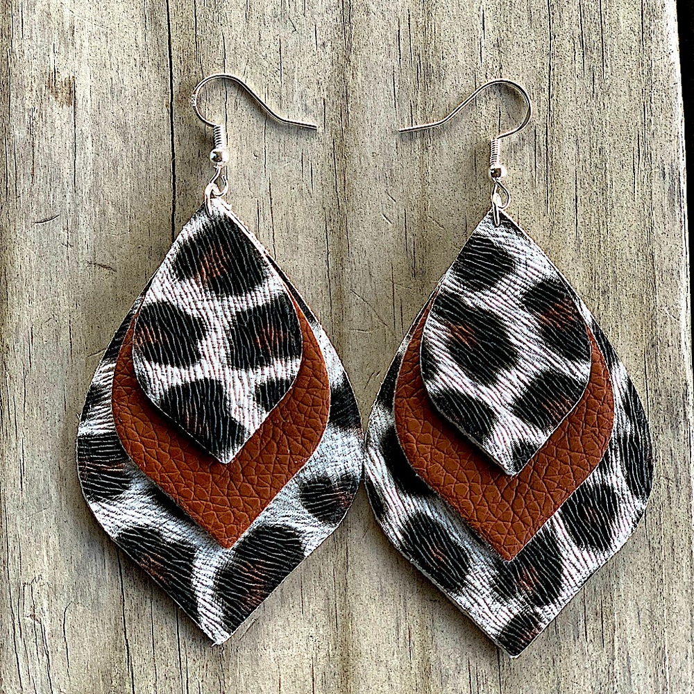 3-Layers Leopard Black & Brown Dangle Earrings - Picture 1 of 10